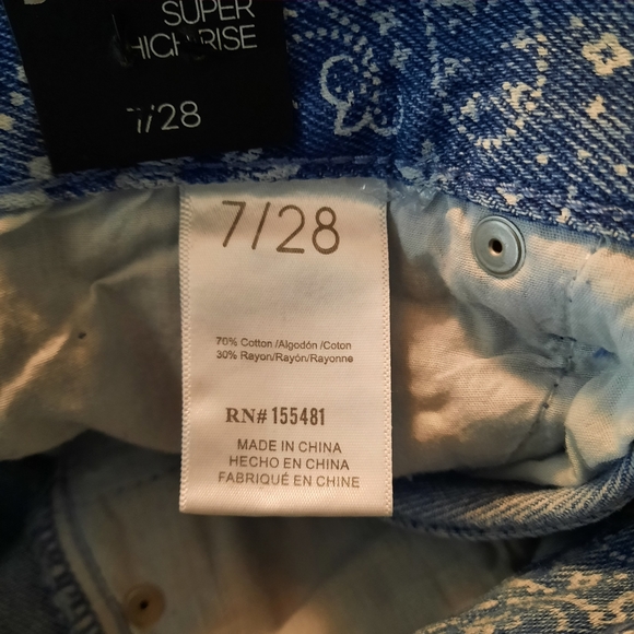 Simple Society Juniors Jeans High Rise Straight Light Wash Crop Size 7/28 Blue - Picture 7 of 8